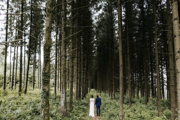 trouwwen in het bos